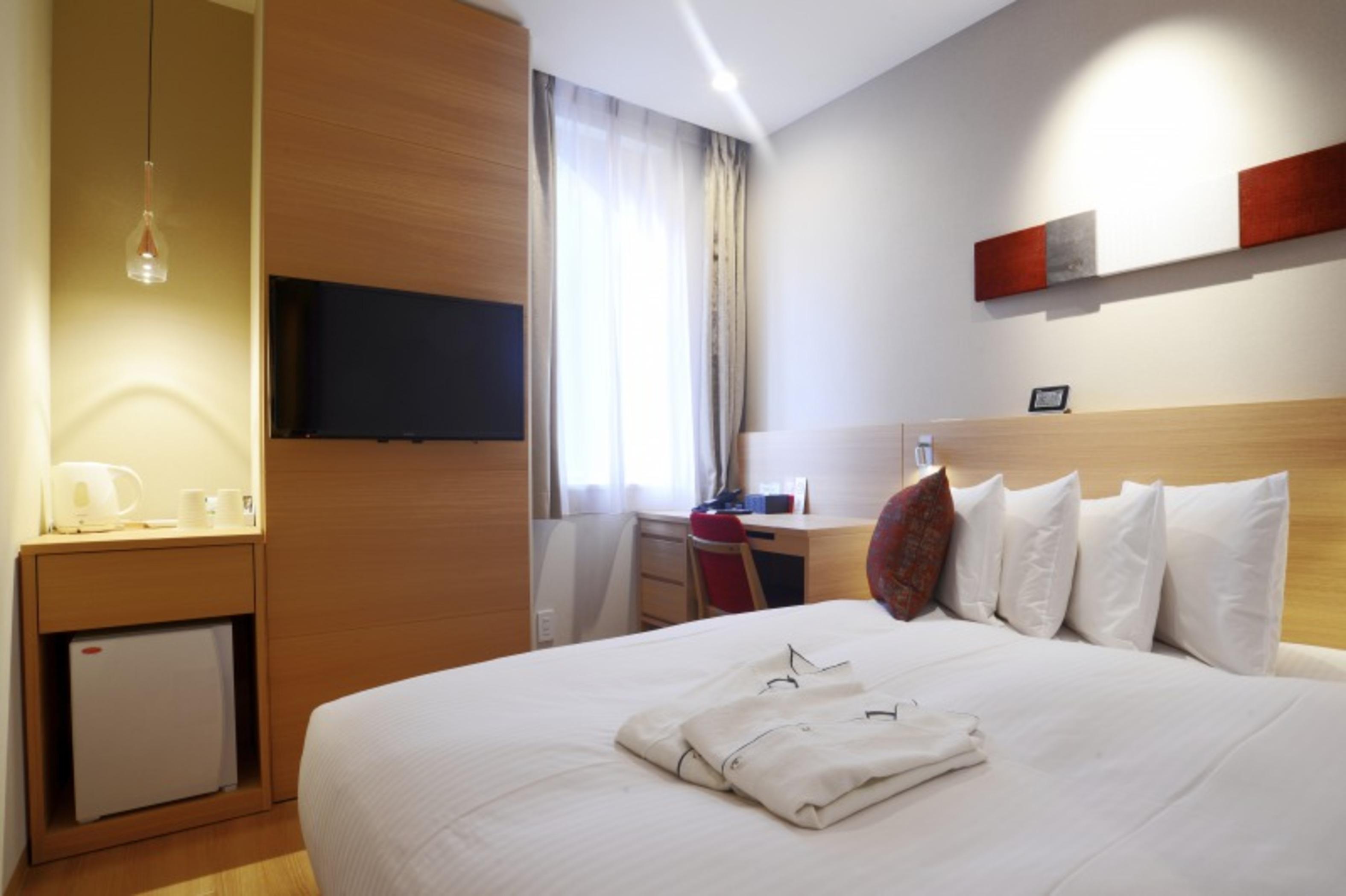 Red Roof Inn & Suites Osaka Namba Nipponbashi Екстериор снимка