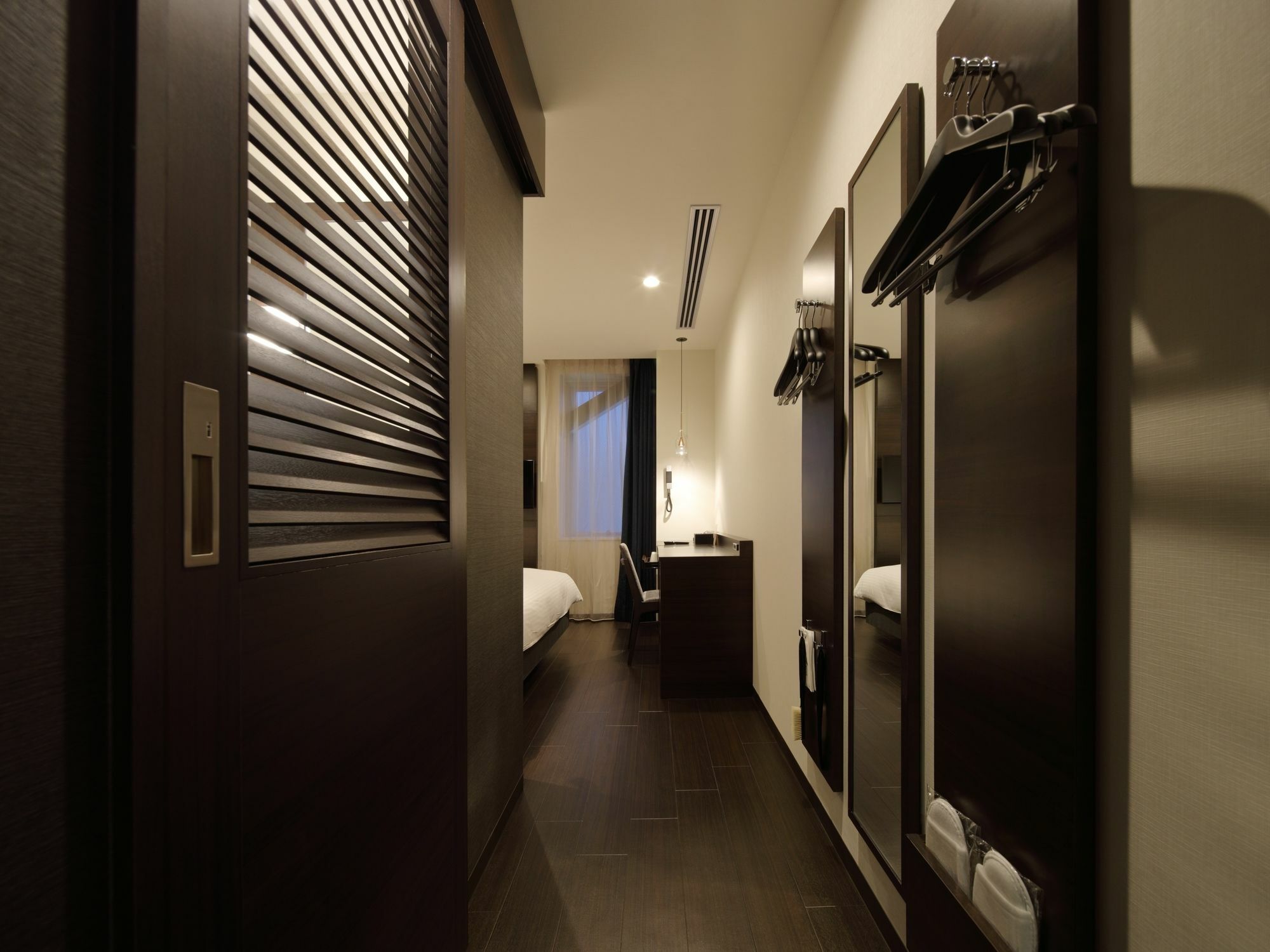 Red Roof Inn & Suites Osaka Namba Nipponbashi Екстериор снимка