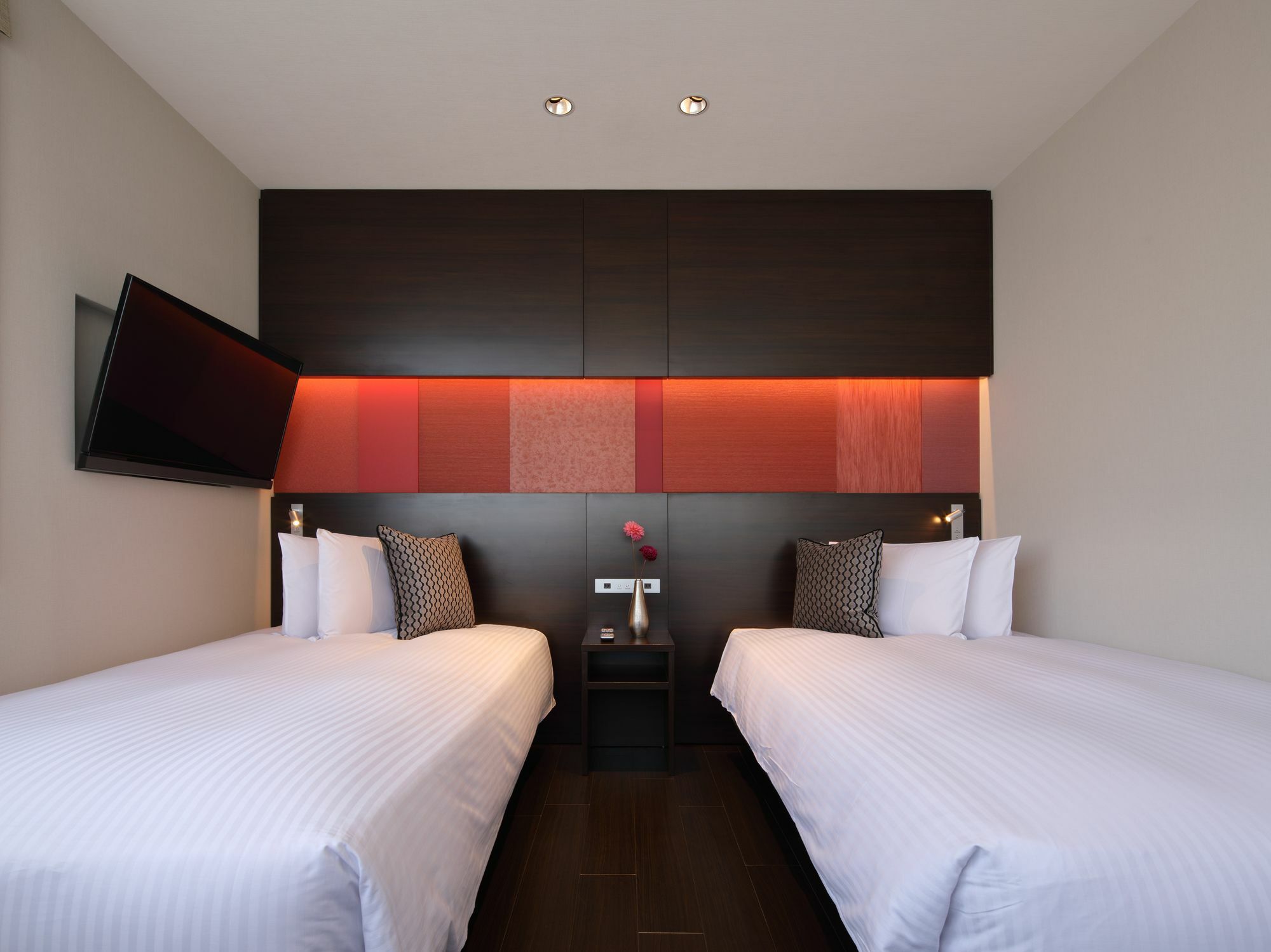 Red Roof Inn & Suites Osaka Namba Nipponbashi Екстериор снимка