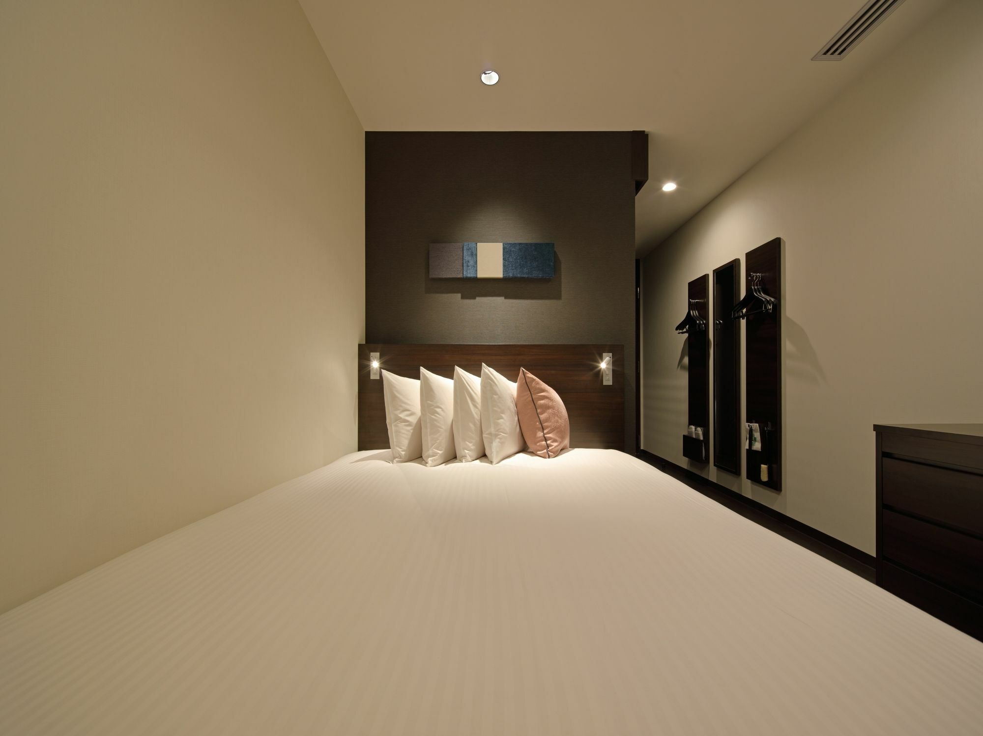 Red Roof Inn & Suites Osaka Namba Nipponbashi Екстериор снимка