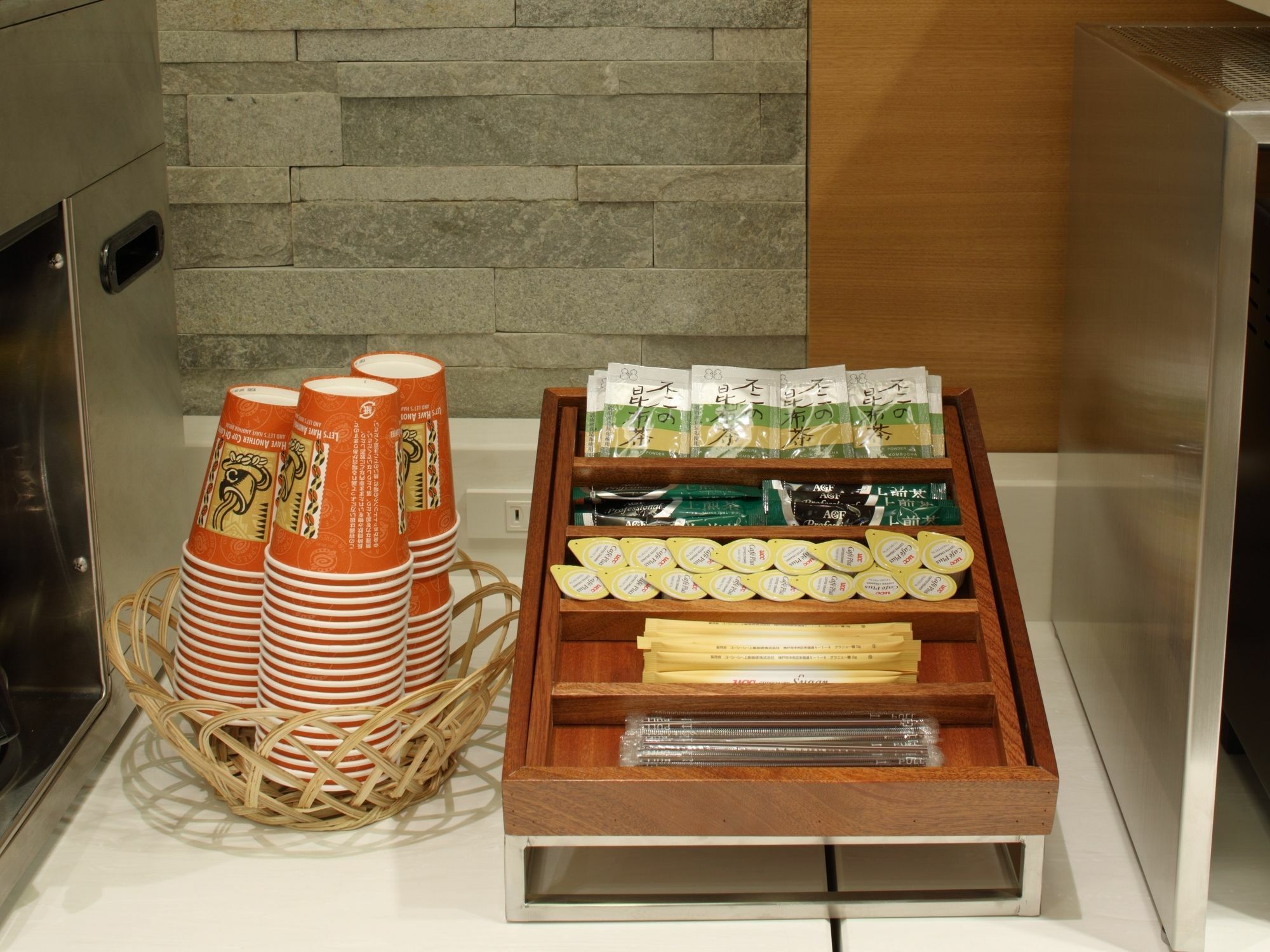 Red Roof Inn & Suites Osaka Namba Nipponbashi Екстериор снимка