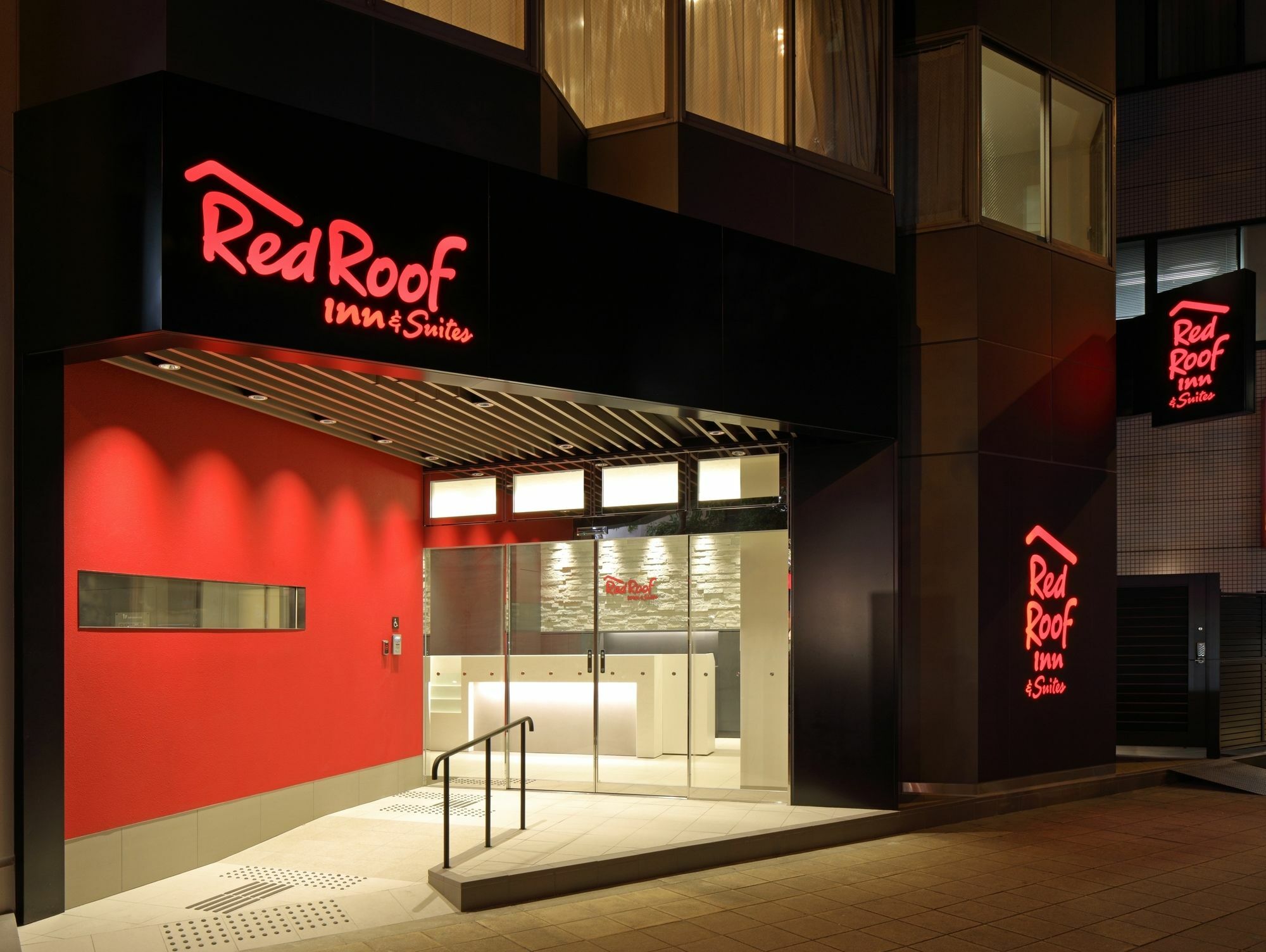 Red Roof Inn & Suites Osaka Namba Nipponbashi Екстериор снимка