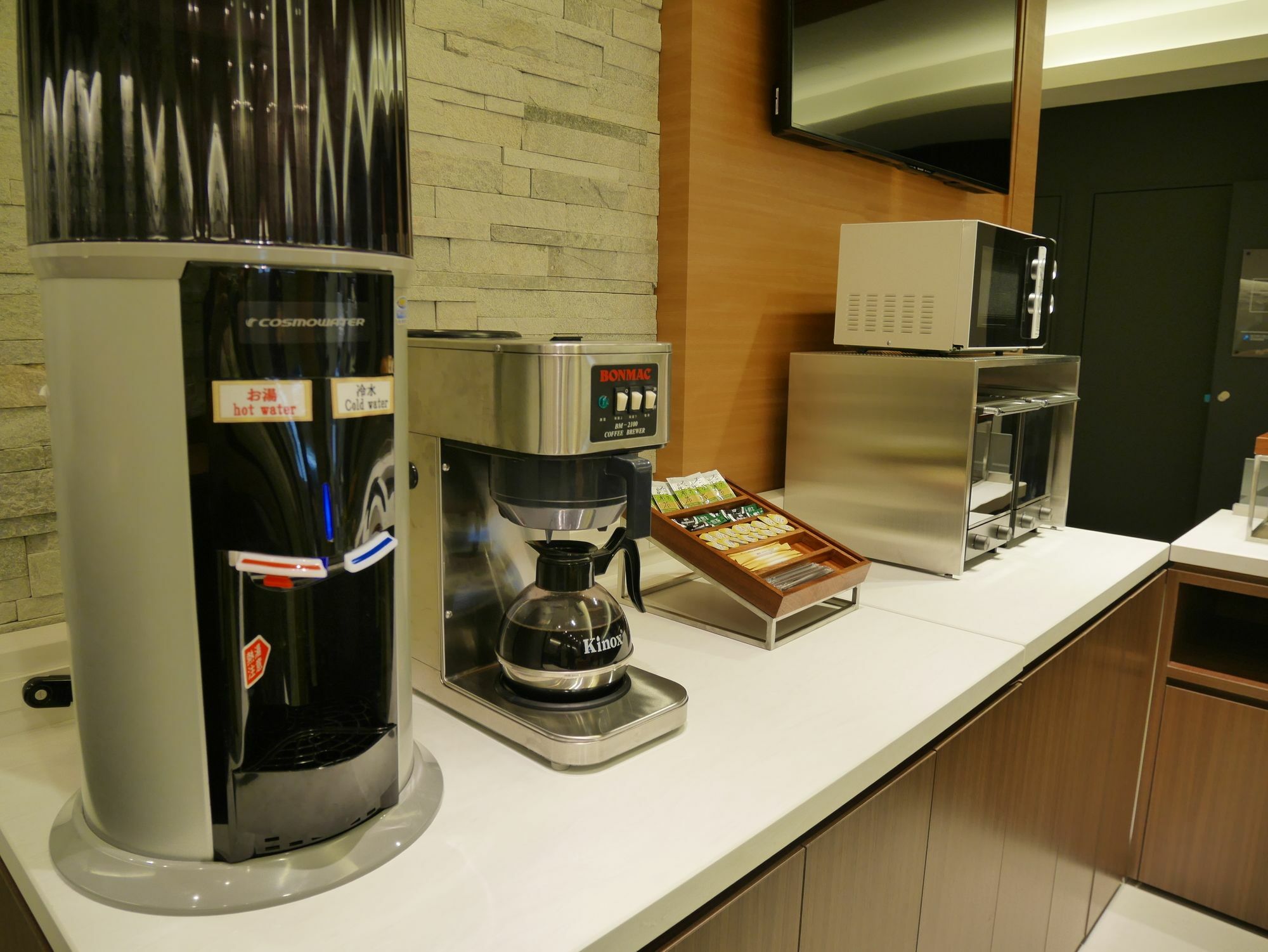 Red Roof Inn & Suites Osaka Namba Nipponbashi Екстериор снимка